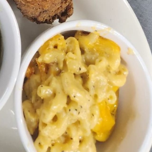 Lg Bowl Mac N Cheese.